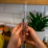 Colonna di filtrazione in vetro con alcolometro, tubo in silicone e carbone di cocco - 8 