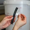 Contenitore per fermentazione della birra con gorgogliatore, rubinetto, termometro e riduttore di sedimenti - 16 