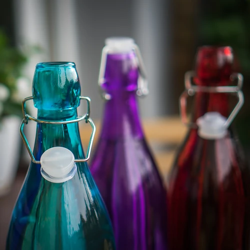 Bottiglia di vetro 1 L con chiusura ermetica - in vari colori - 6