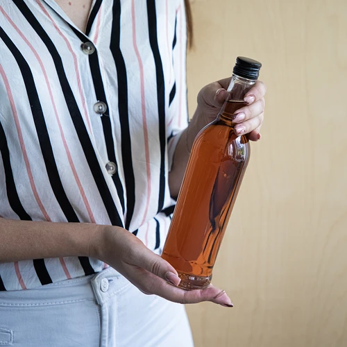 Butelka 500 ml slanciata, con tappo a vite nero, per vodka, 6 pz. - 8