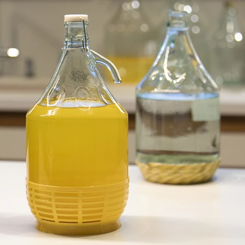 Cestello in plastica per damigiana 5 L, giallo - 6