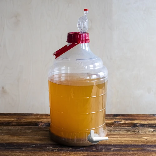 Damigiana infrangibile 25 L con maniglia e rubinetto - 15