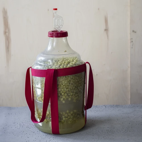 Damigiana per vino leggera, infrangibile, con cinghie, 20 L - 13