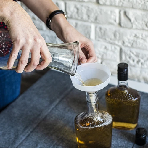 Imbuto in plastica Ø 10 cm - 5