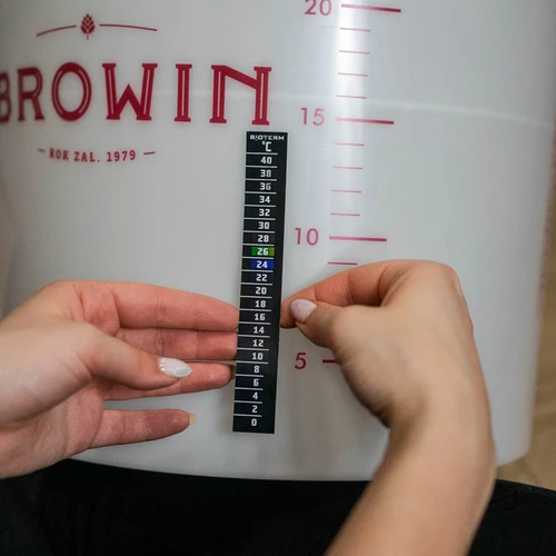 Pojemnik do fermentacji piwa z rurką fermentacyjną, kranikiem, termometrem i reduktorem osadu - 17