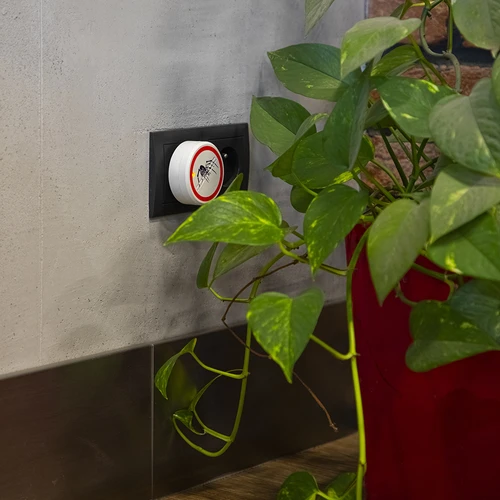 Repellente a ultrasuoni per ragni - per uso domestico - 8