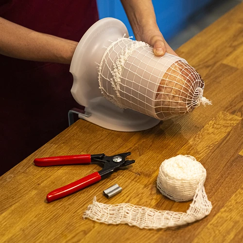 Rete per salumi bianca con dimensioni di 12,5 cm x 5 m, con resistenza termica fino a 220°C - 3