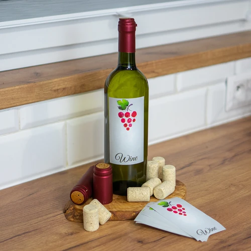 Set: tappi+etichette+capsule - 20 pezzi - 5