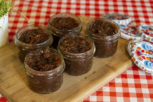 Confettura di cipolle rosse