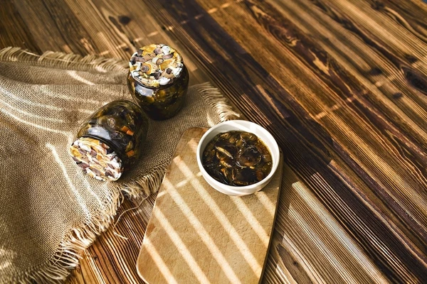 Funghi sott'aceto fatti in casa