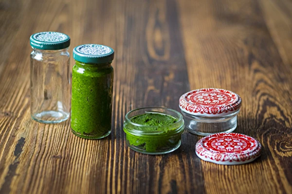 Pasta di levistico — condimento MAGGI fatto in casa