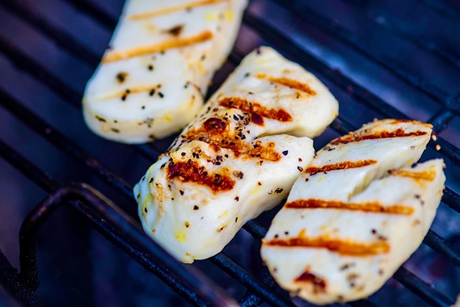 Browin Przepiśnik - Formaggio tipo Halloumi - ideale alla griglia
