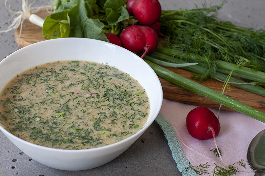Browin Przepiśnik - Okroshka - zuppa fredda al kvas di pane