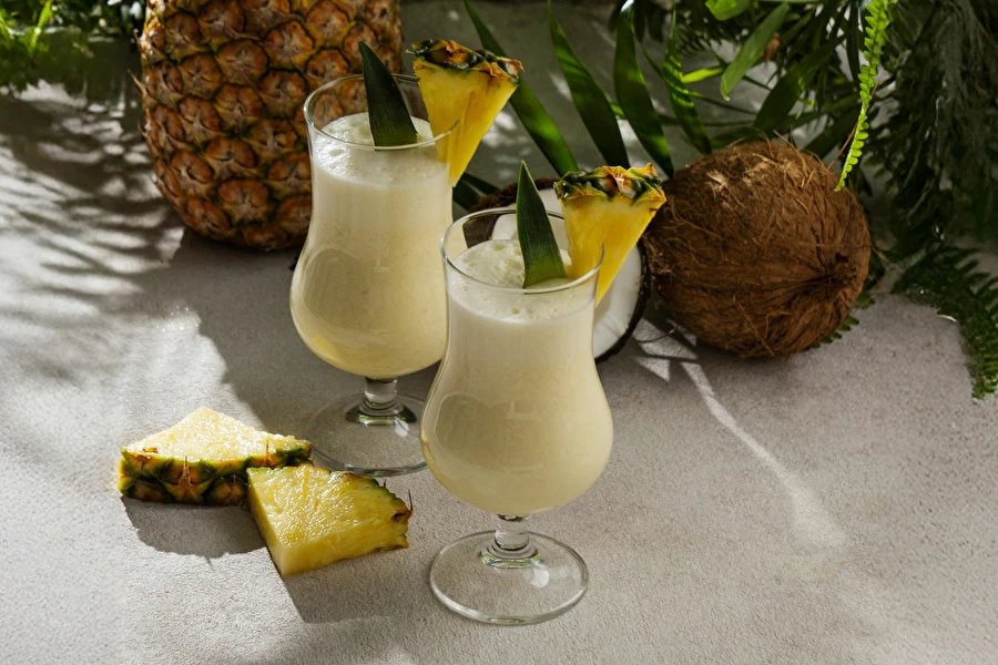 Browin Przepiśnik - Piña Colada - klasyczny tropikalny drink