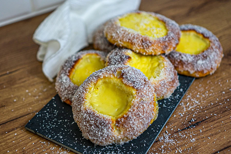 Browin Przepiśnik - Skoleboller – panini norvegesi con crema pasticcera e cocco